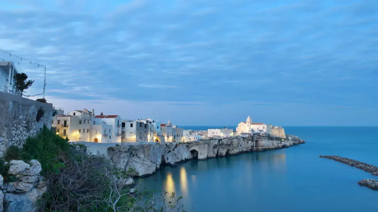 Vieste - Vanlife - Photo - villages - paysages - monuments - Europe - Accueil